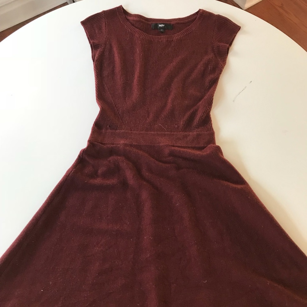 Fitted flare sweater dress burgundy